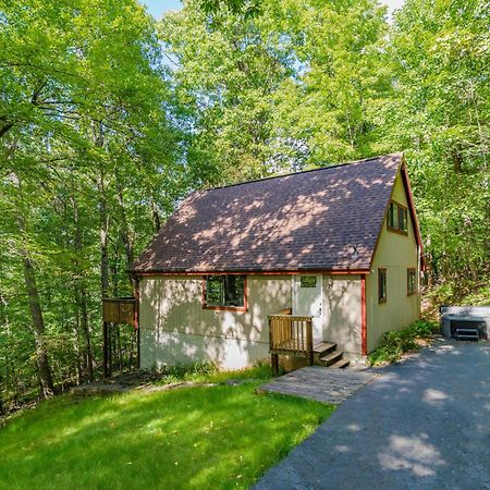 Modern Chalet Cabin W Hot Tub, Deck&Grill, & Wifi! Inwood Exteriör bild