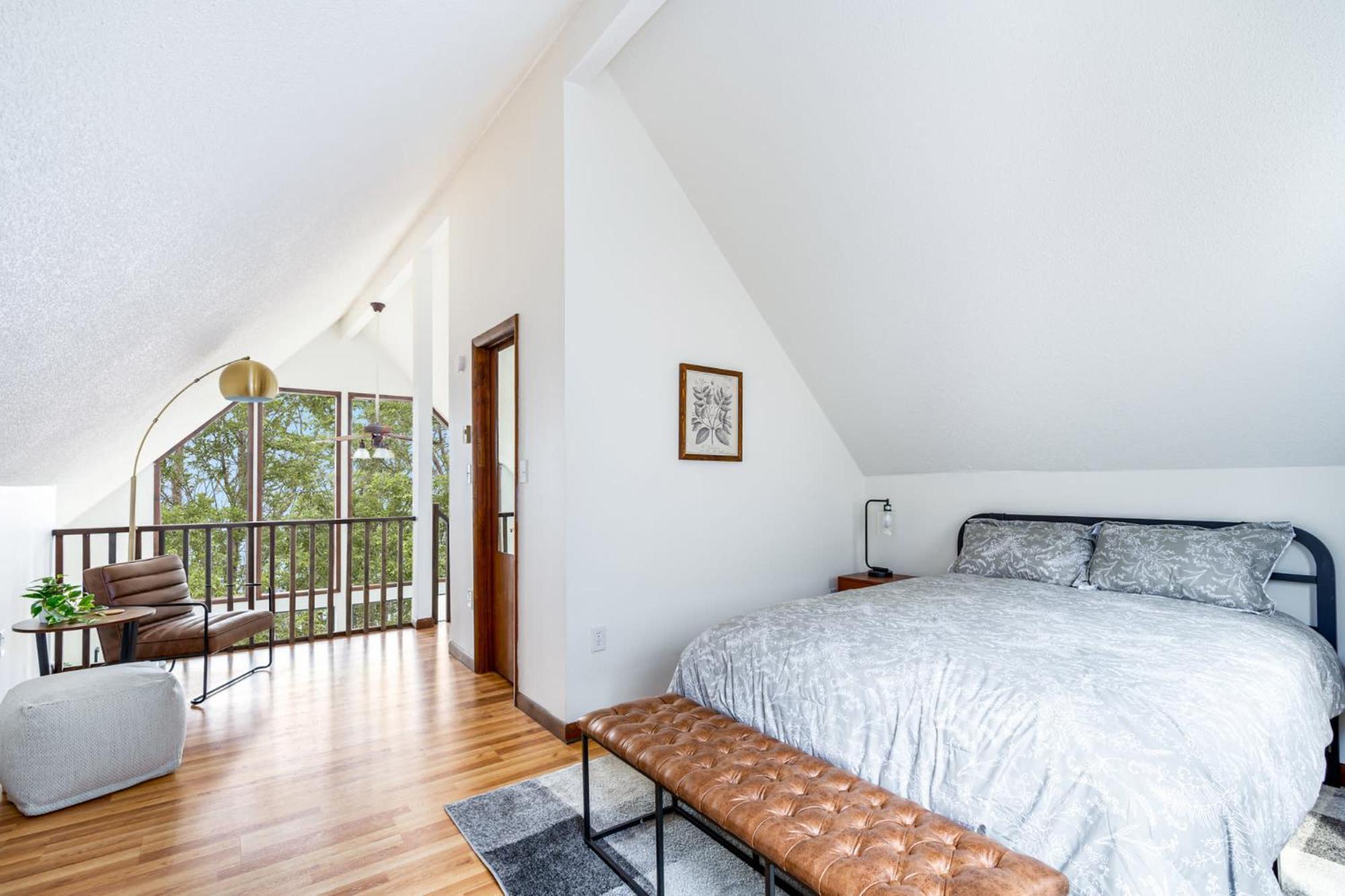 Modern Chalet Cabin W Hot Tub, Deck&Grill, & Wifi! Inwood Exteriör bild
