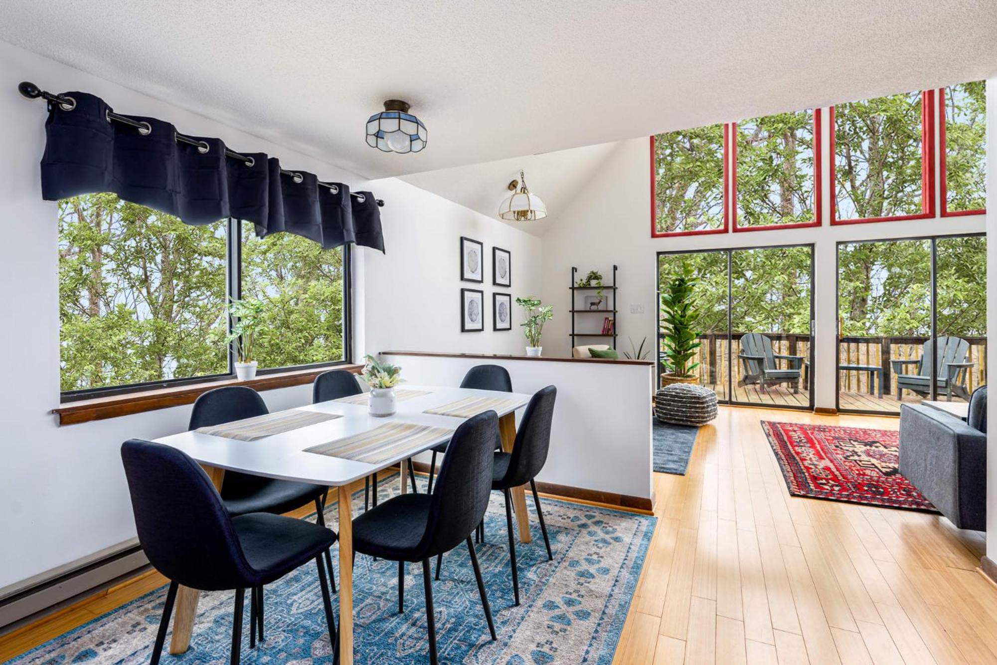 Modern Chalet Cabin W Hot Tub, Deck&Grill, & Wifi! Inwood Exteriör bild